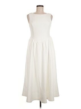 NWT Zesica Elegant White Sleeveless Midi Dress